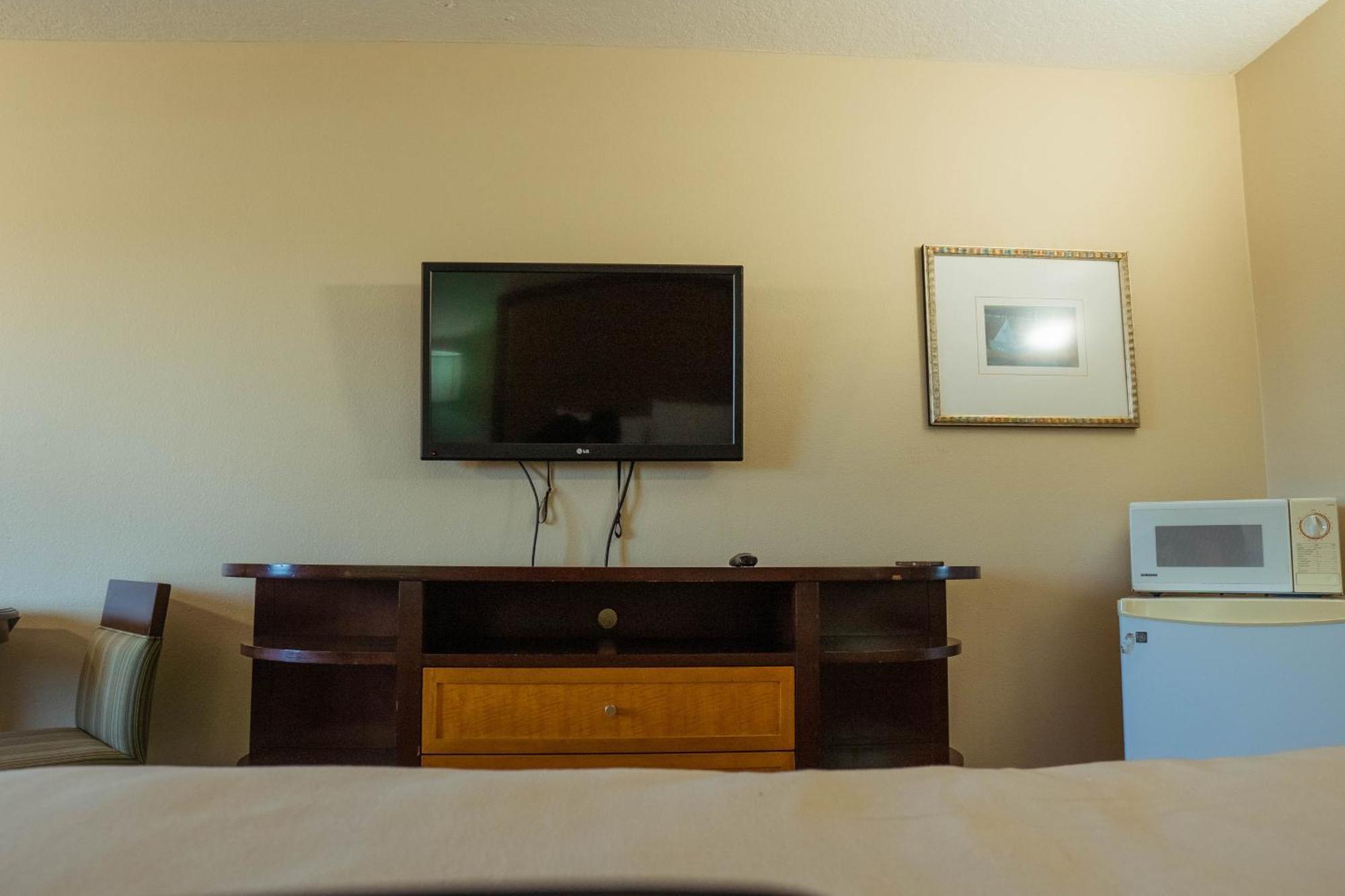 Serena Inn Citrus Ridge ภายนอก รูปภาพ